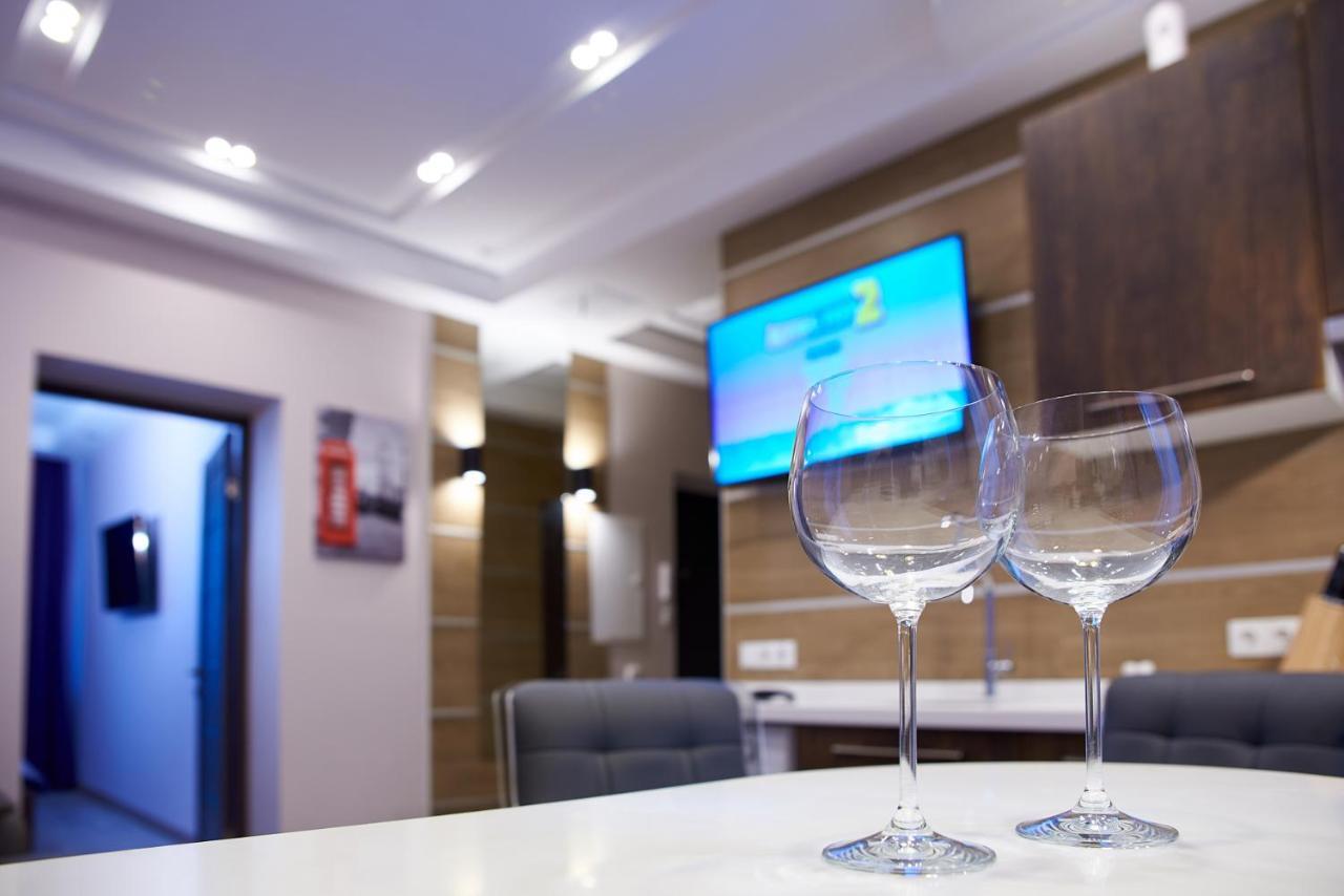 Sauna, Big Jacuzzi , Khreshchatyk apartments Kijów Zewnętrze zdjęcie